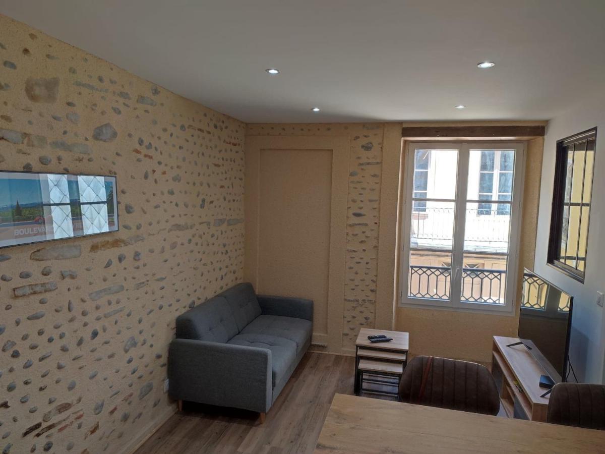 Studio De Charme En Pierres - Hyper Centre Apartment Pau Exterior photo